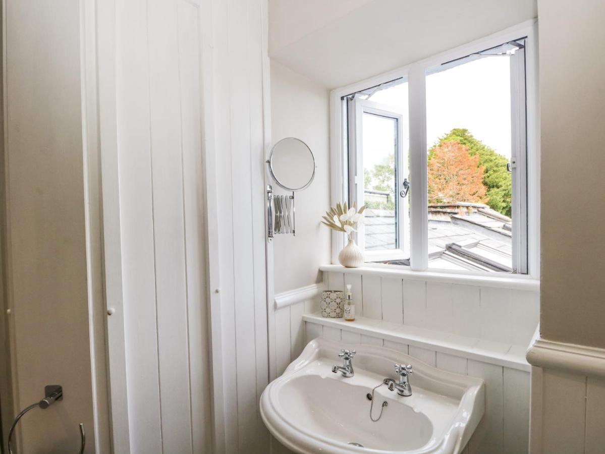 Sandacre Cottage Ulverston Exterior foto